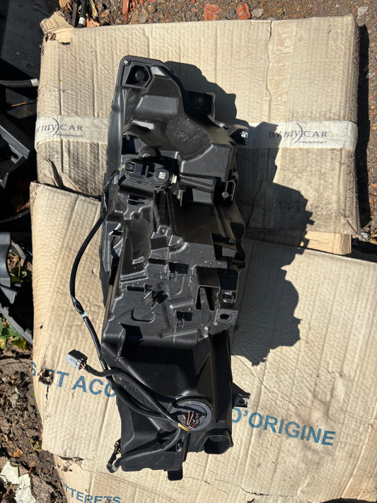 Phare avant droit Nissan X-Trail T33