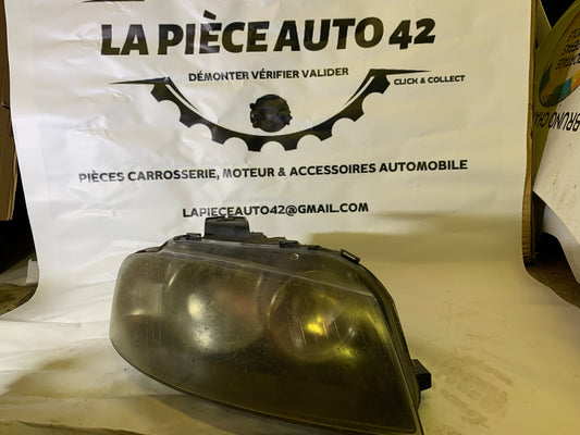 Phare avant droit Audi A3 (8P) phase 1