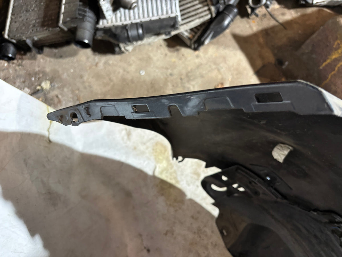 Pare choc arrière Renault Clio 4 gris anthracite + emplacement radar 850222925R