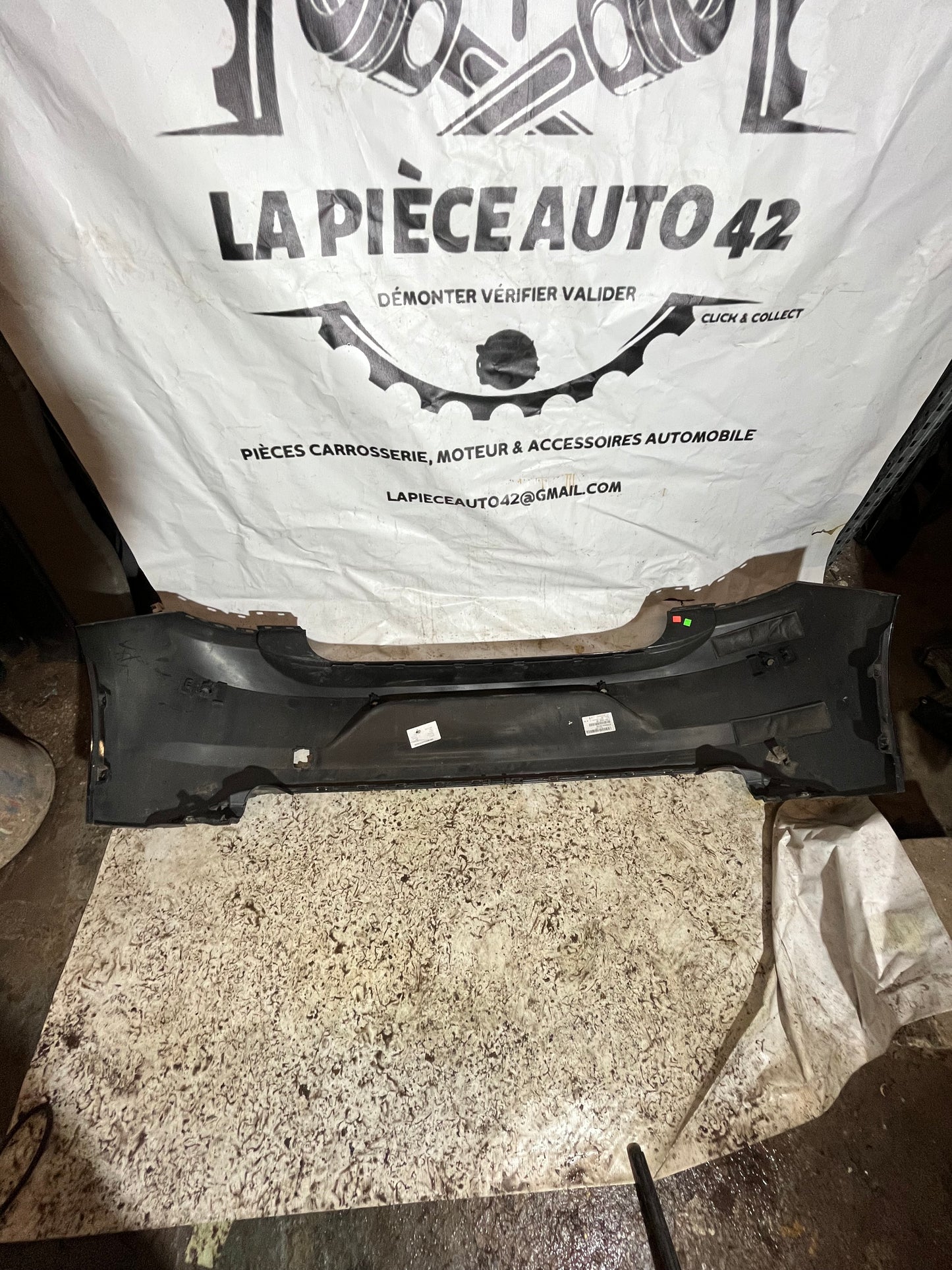 Pare choc arrière Volkswagen Polo 6 noir