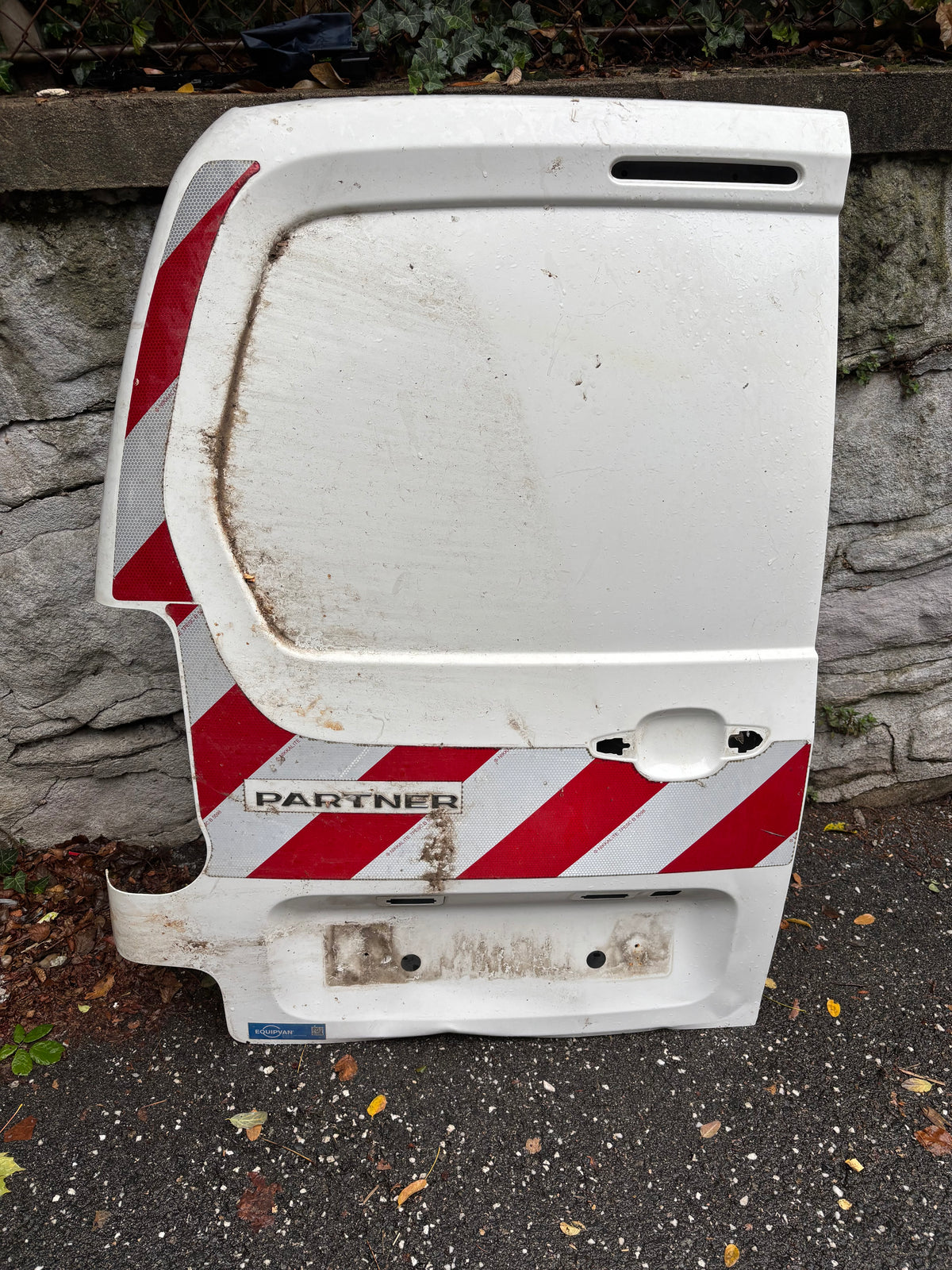 Porte arrière gauche Peugeot Partner K9