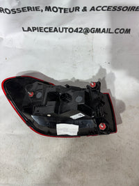 Feux arrière gauche Mercedes GLA h247