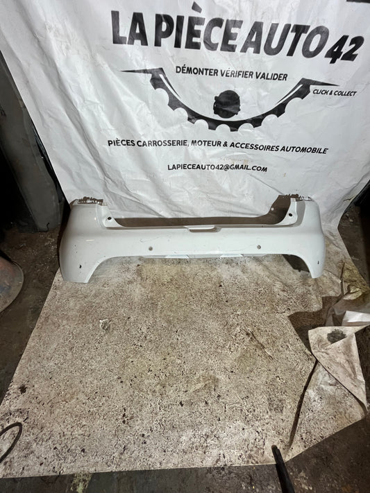 Pare choc arrière Renault Clio 4 blanc