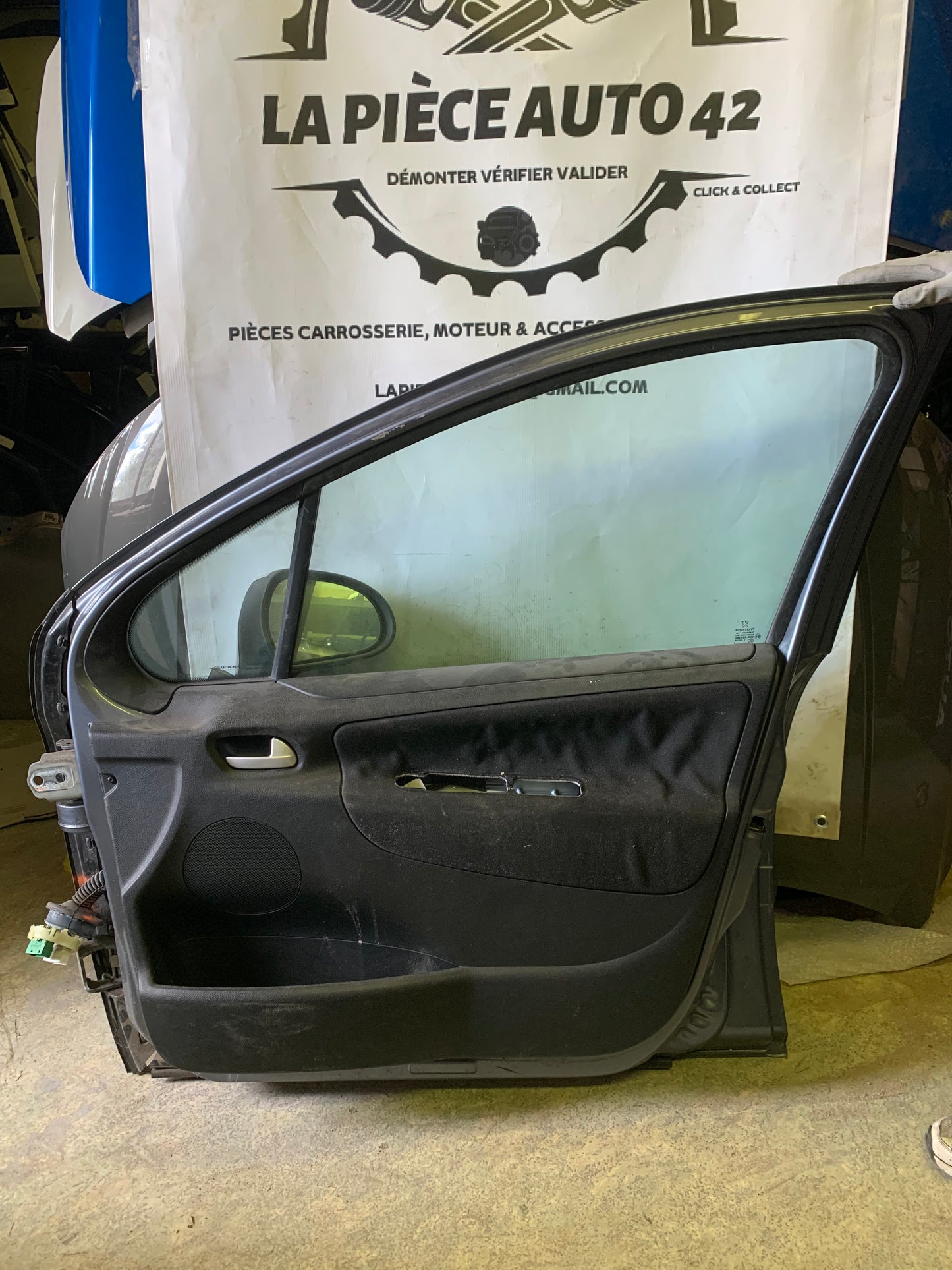 Portiere avant droite Peugeot 207