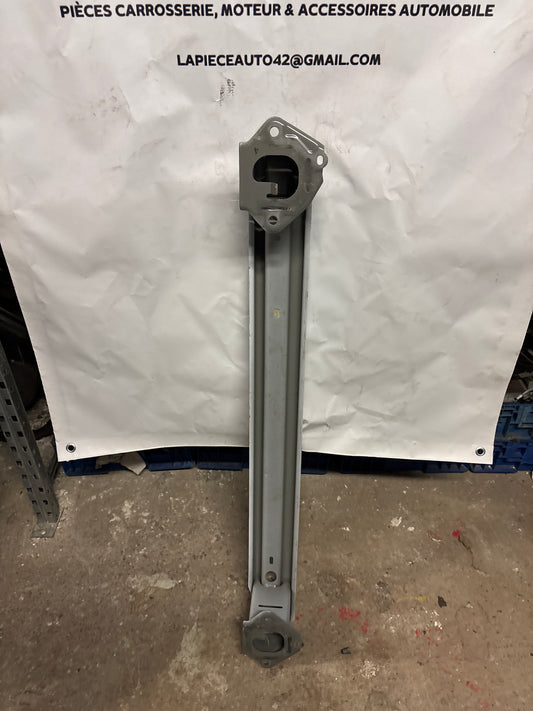 Renfort ARRIERE Toyota Yaris cross