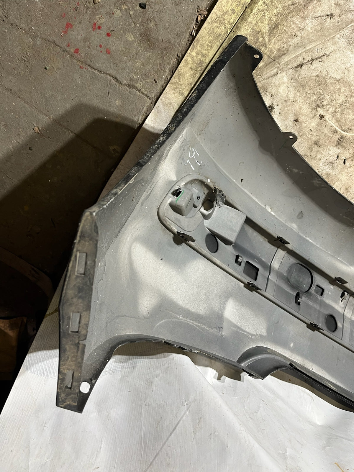 Pare choc arrière Peugeot 207 noir