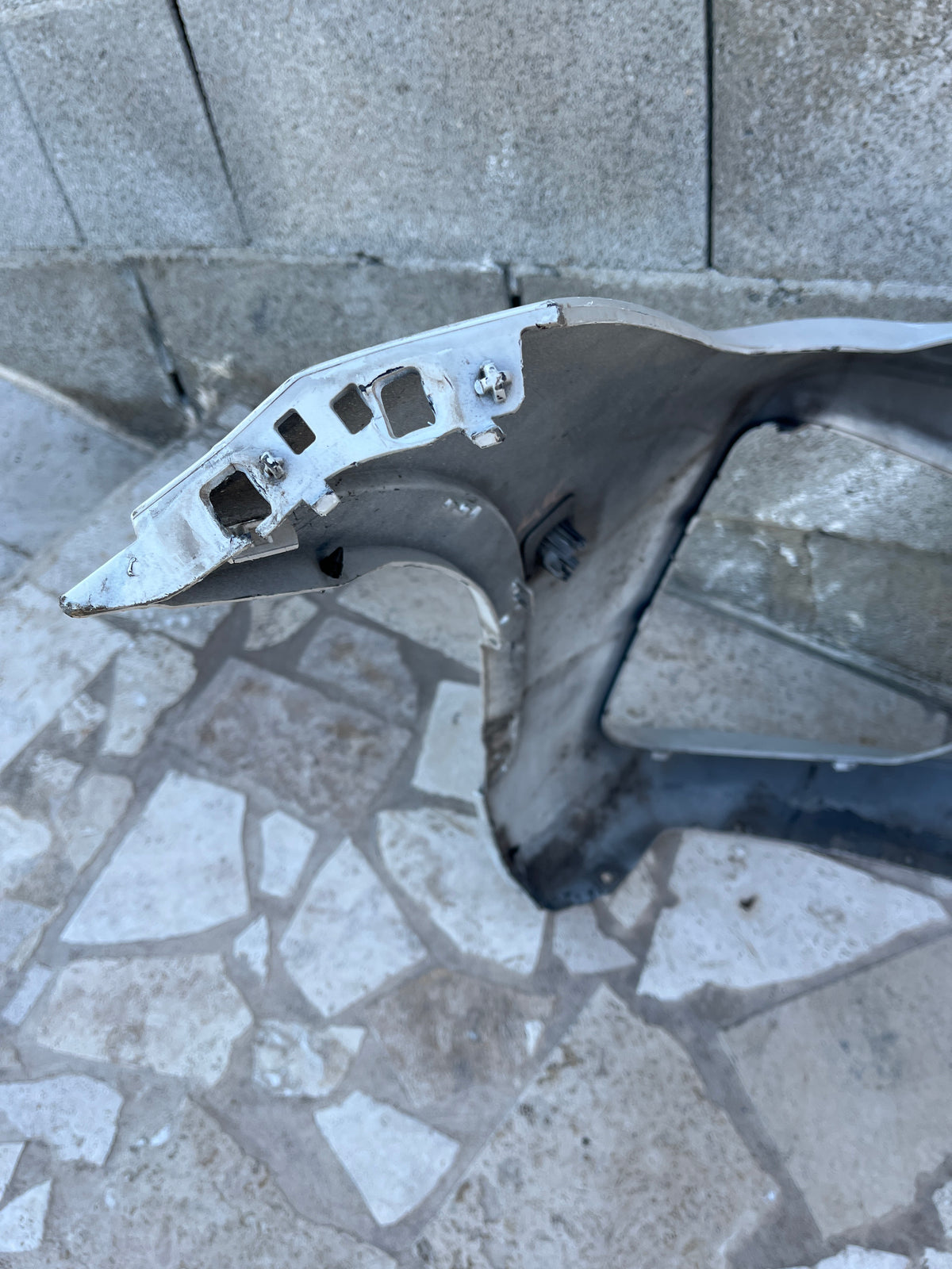 Pare choc AV blanc 51118075875 BMW X1