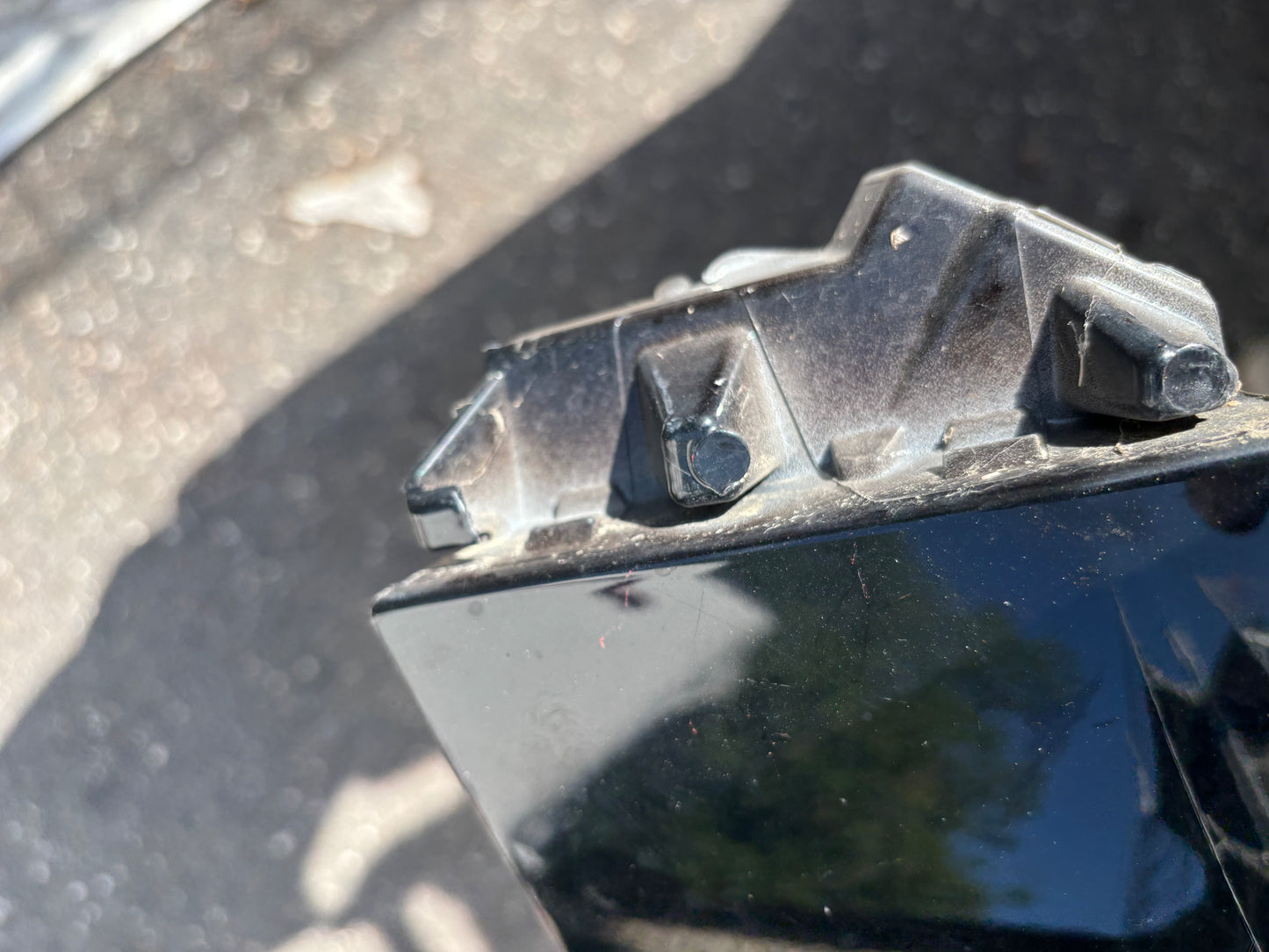 Aile avant droite Renault Clio 4 noir