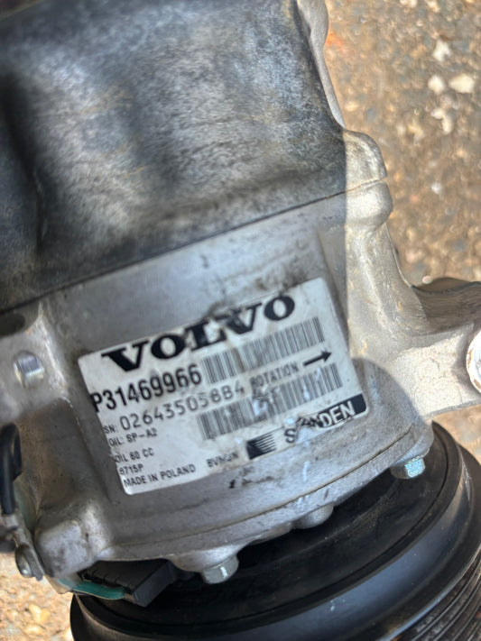 Compresseur de climatisation Volvo V40