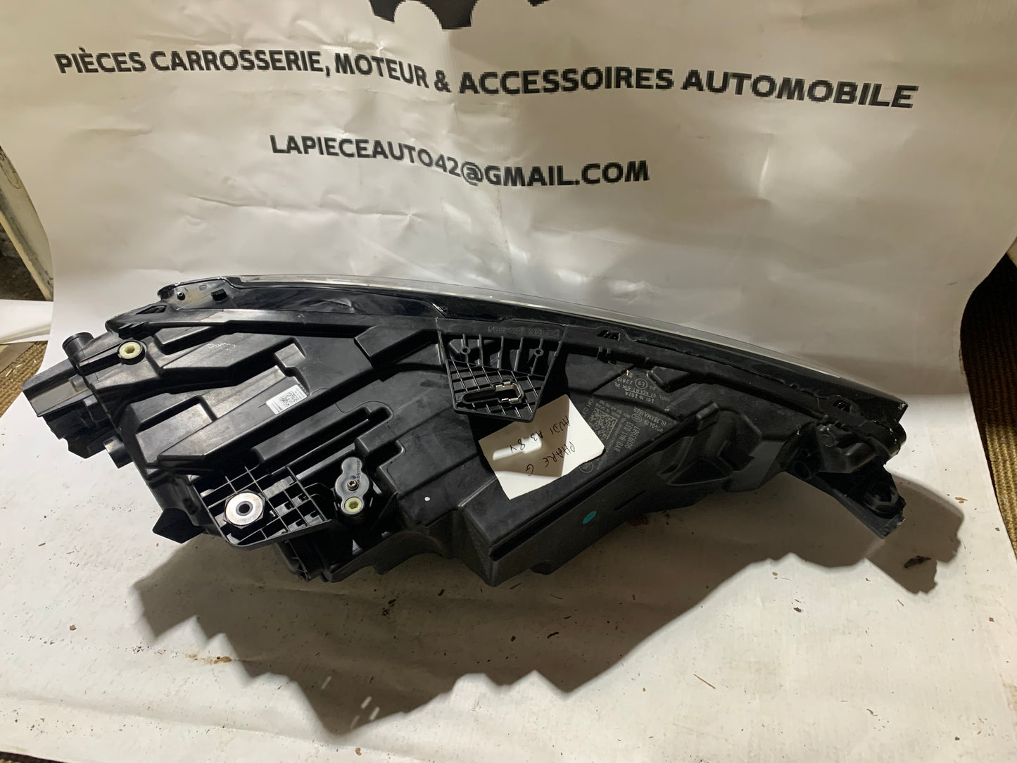 Phare avant gauche Audi A3 (8Y)