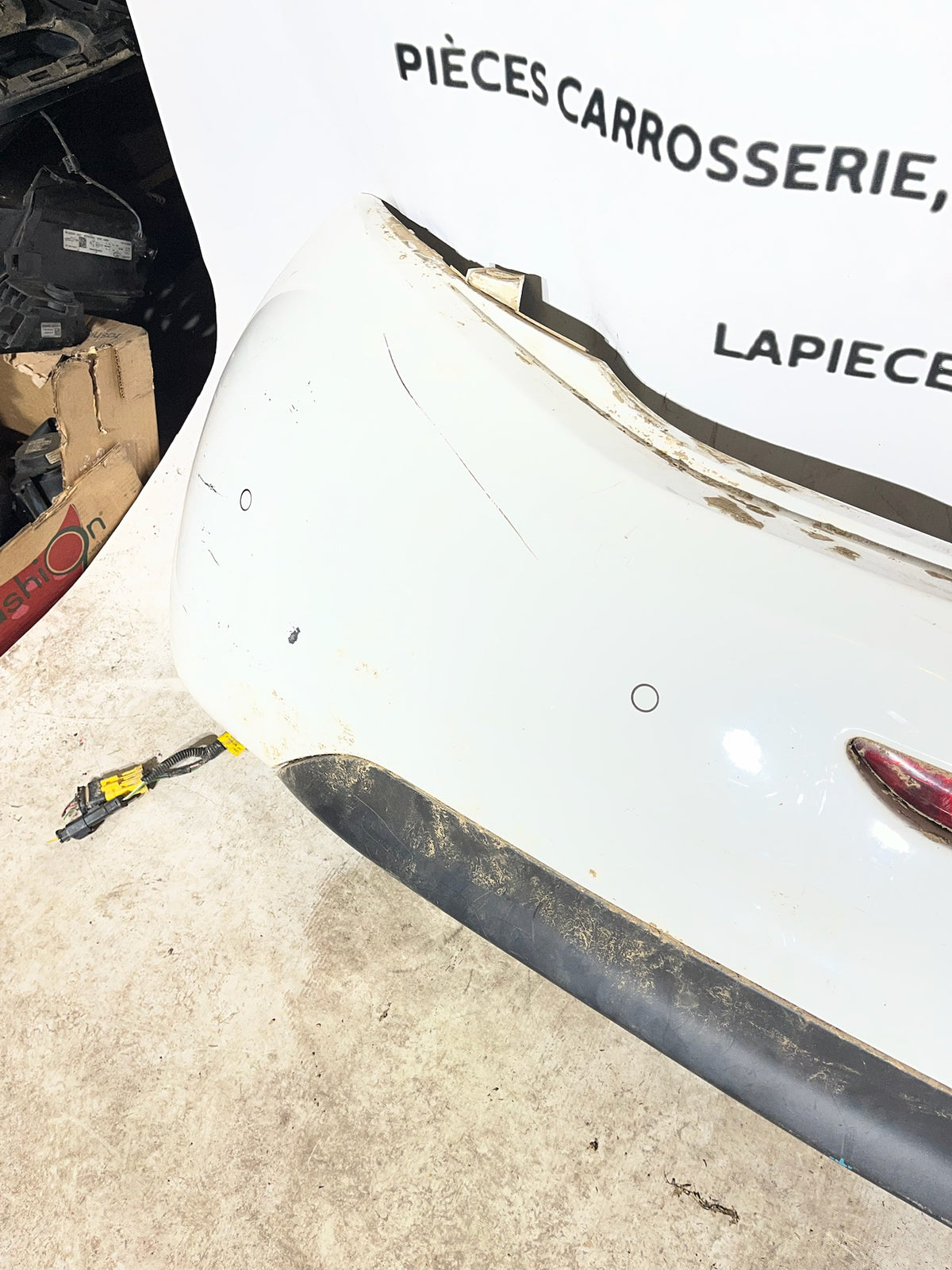 Pare choc arrière Peugeot 208 1 + Radar
