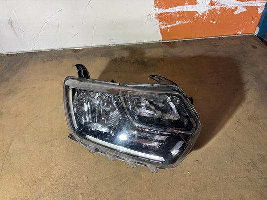 Phare avant droit Dacia Duster 2