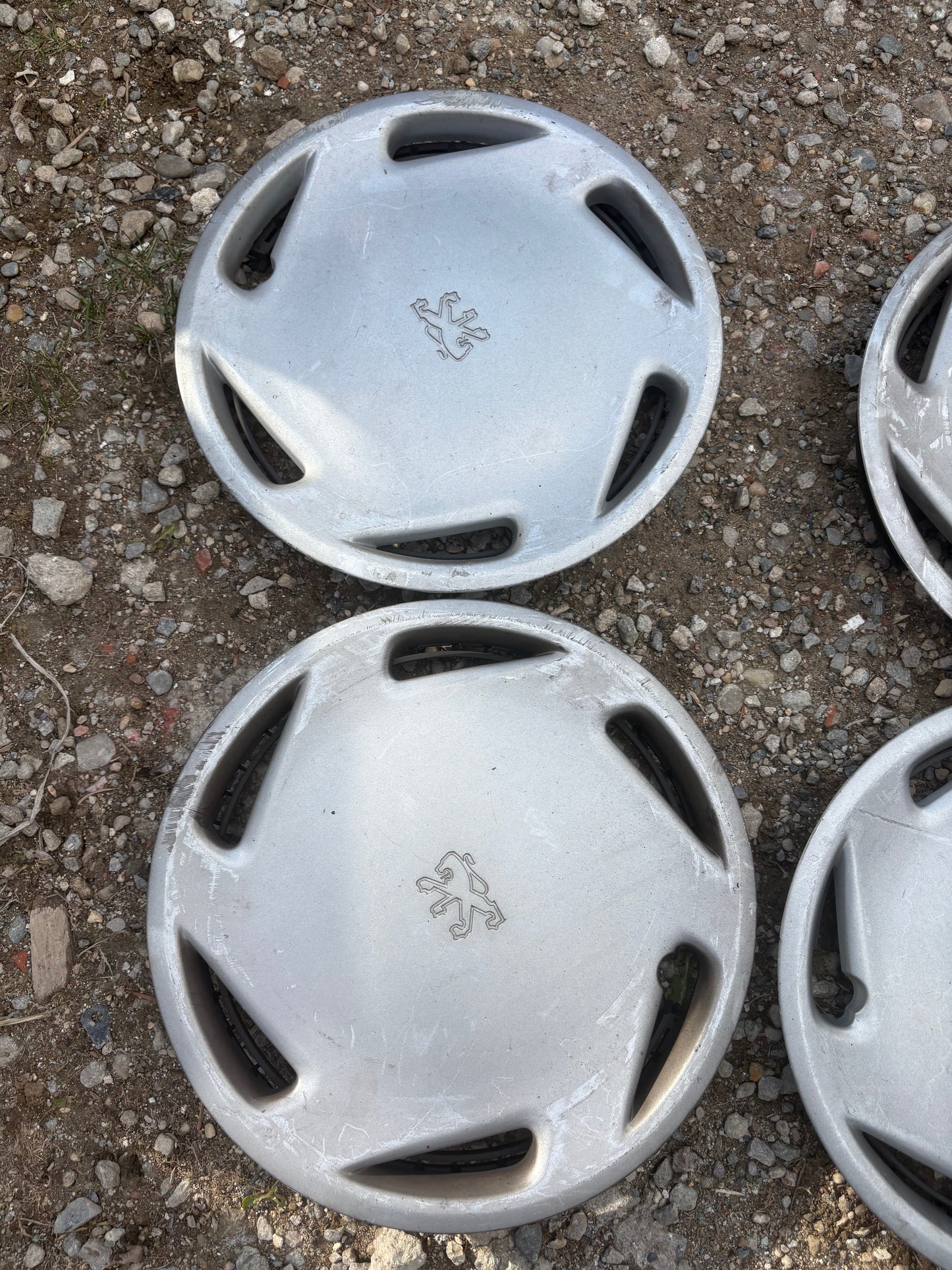 Enjoliveur 13 pouce 306 ou 106 lot de 4
