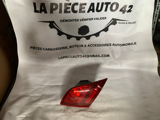 Feu arrière droit intérieur Peugeot 308 T9