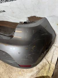 Pare choc arrière Renault Clio 4 gris + radar (1 radar manquant) 820222925R
