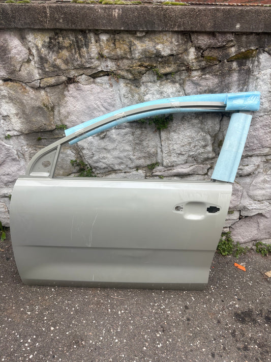 Porte gauche Kia Rio (yb)