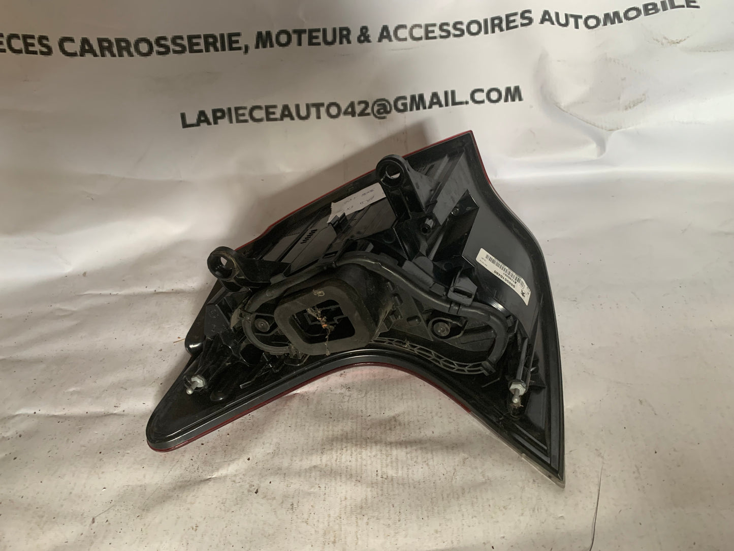 Feu arrière droit extérieur Peugeot 3008 1 phase 2