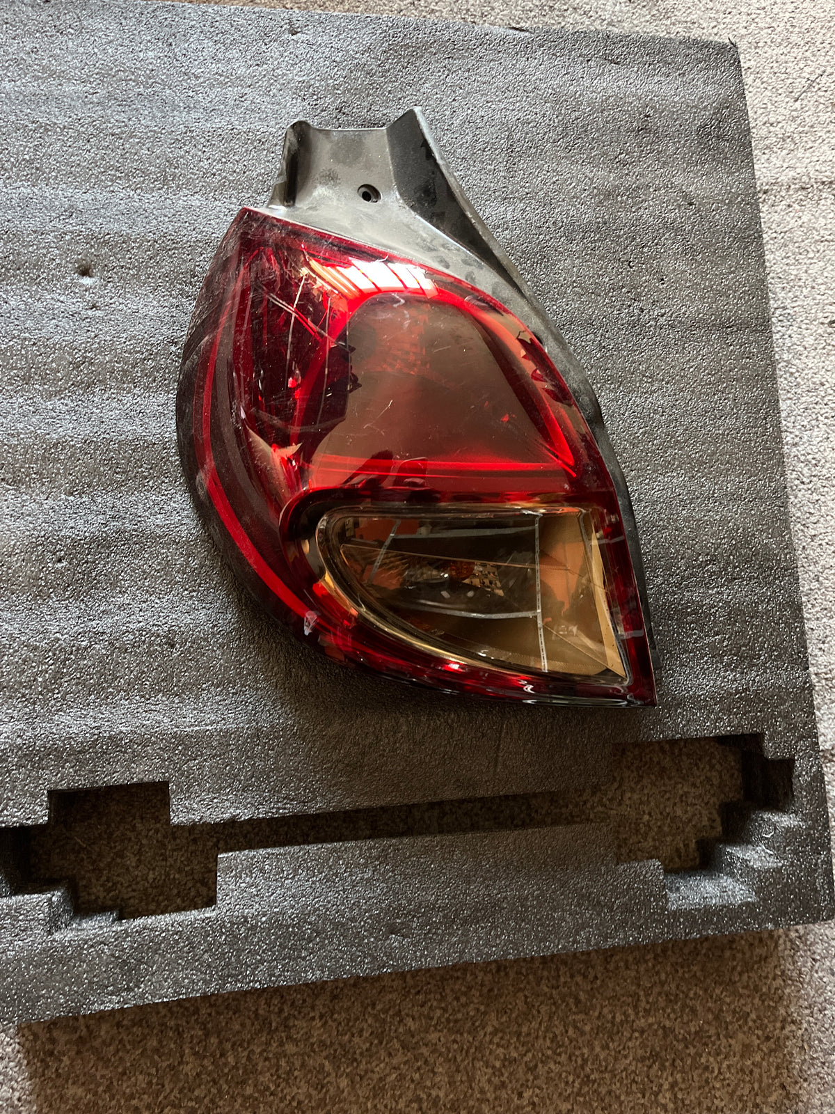 Feux arrière gauche Renault Clio 3 Fumée