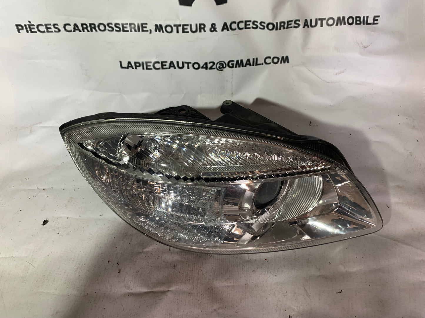 Phare avant droit Skoda Fabia Mk2