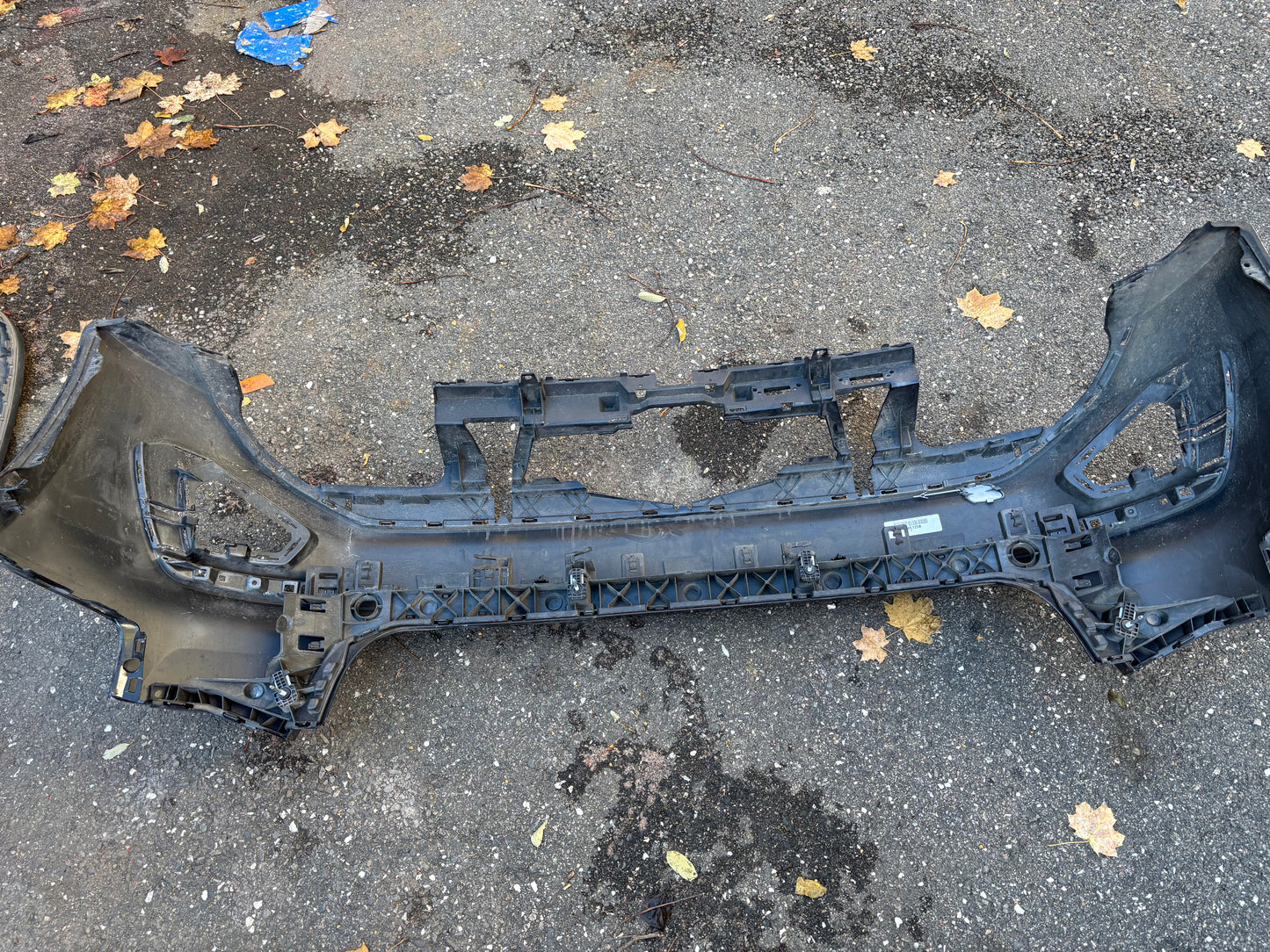 Pare choc arrière Audi A3 8y 4 radars