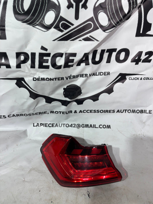 Feux arrière gauche Audi A1 (82A)