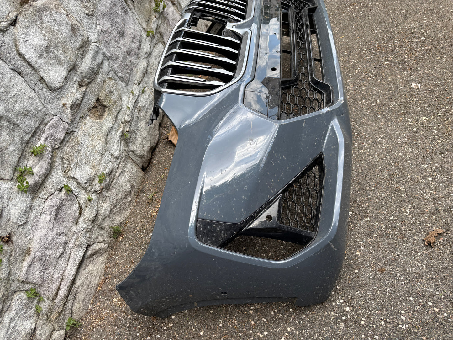 Pare choc avant BMW iX1 U11 gris