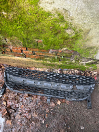 Grille avant Peugeot 107