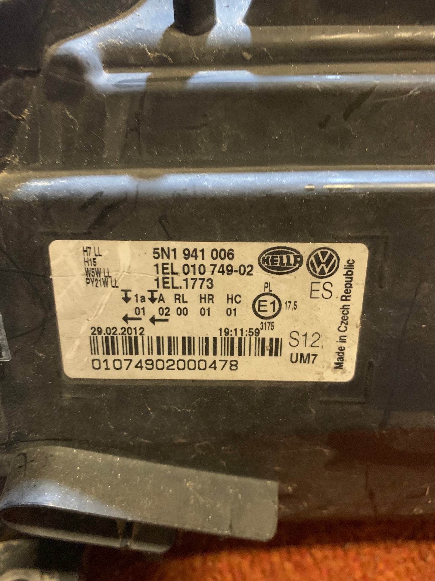 Phare avant droit Volkswagen Tiguan 2.0 (5N)