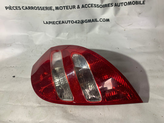 Feu arrière droit Mercedes classe A W169