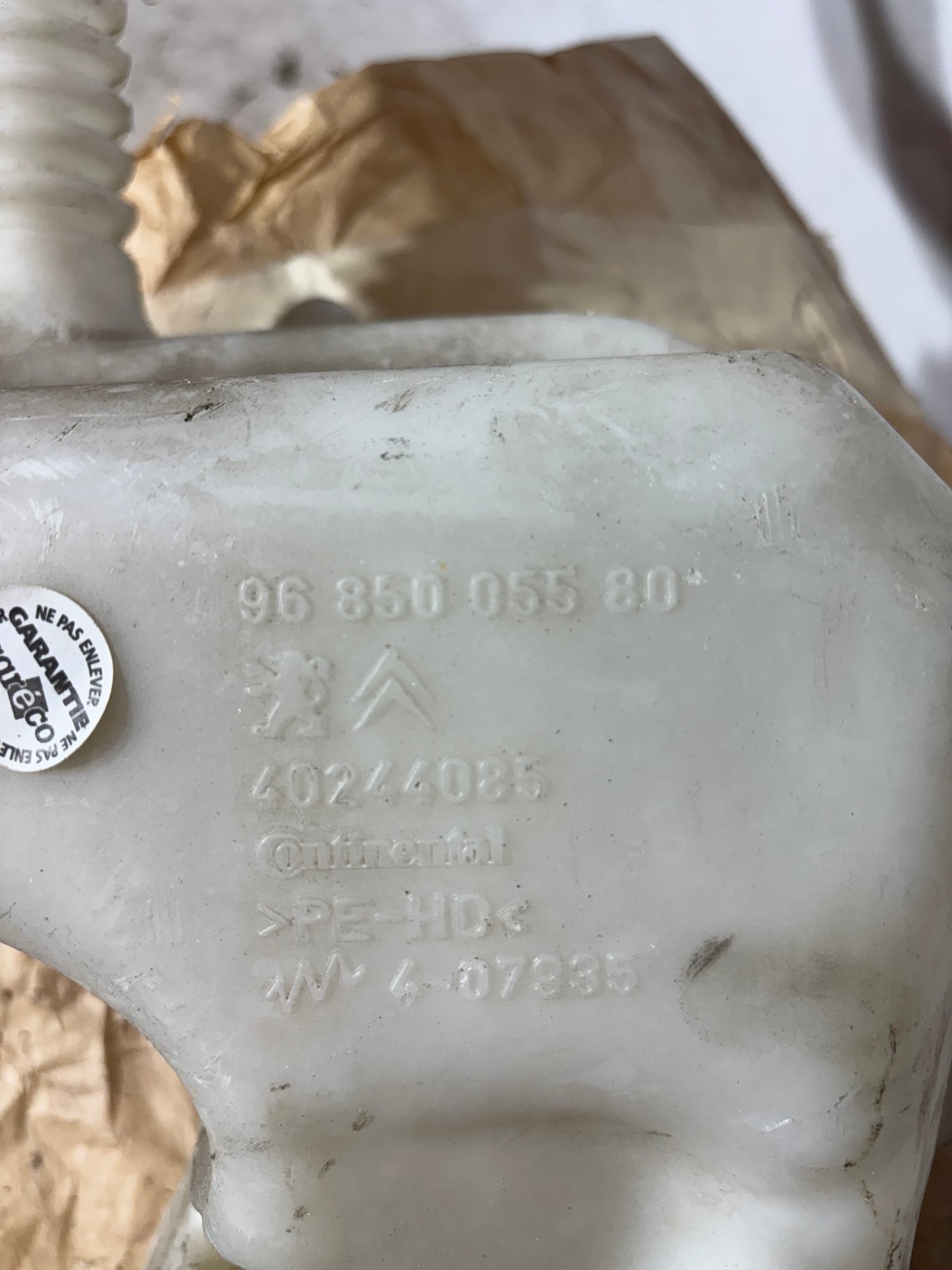 Réservoir de lave glace Peugeot 5008 / 3008