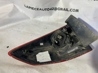 Feu arrière droit extérieur Ford CMX 2