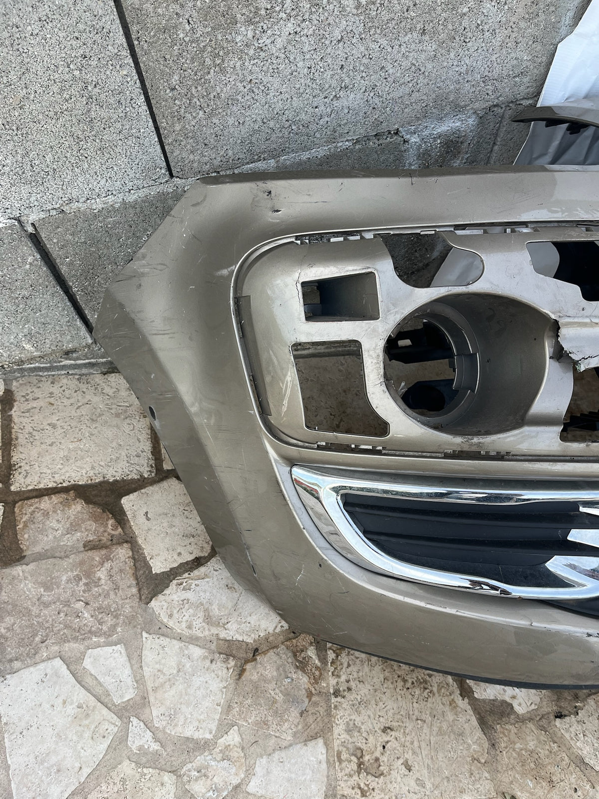 Pare choc avant Citroën C3 Picasso beige
