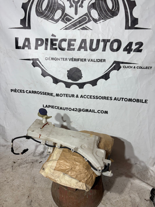 Réservoir de lave glace Peugeot 3008 2 / 5008 2