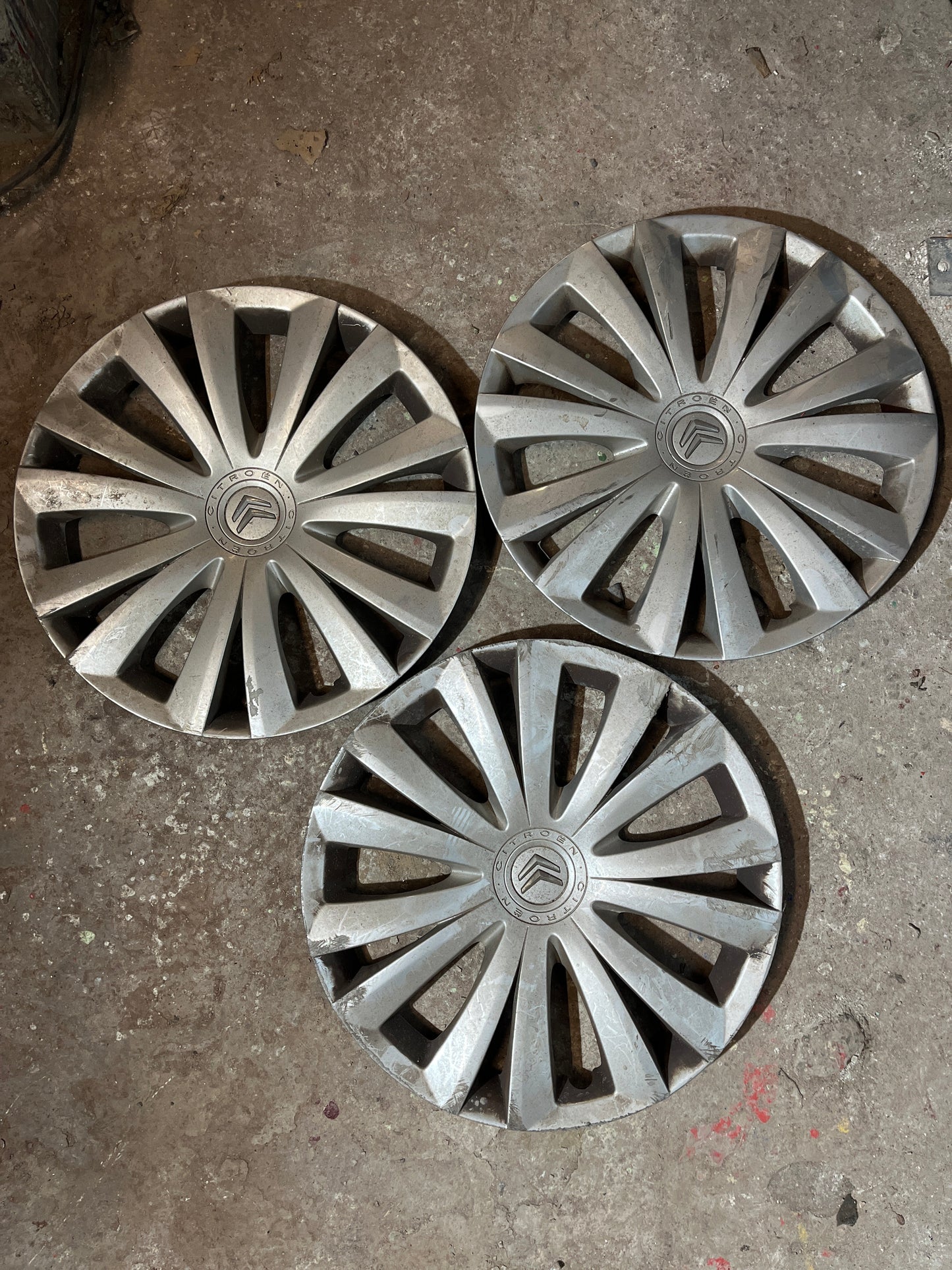 Enjoliveurs Citroen 16 pouces