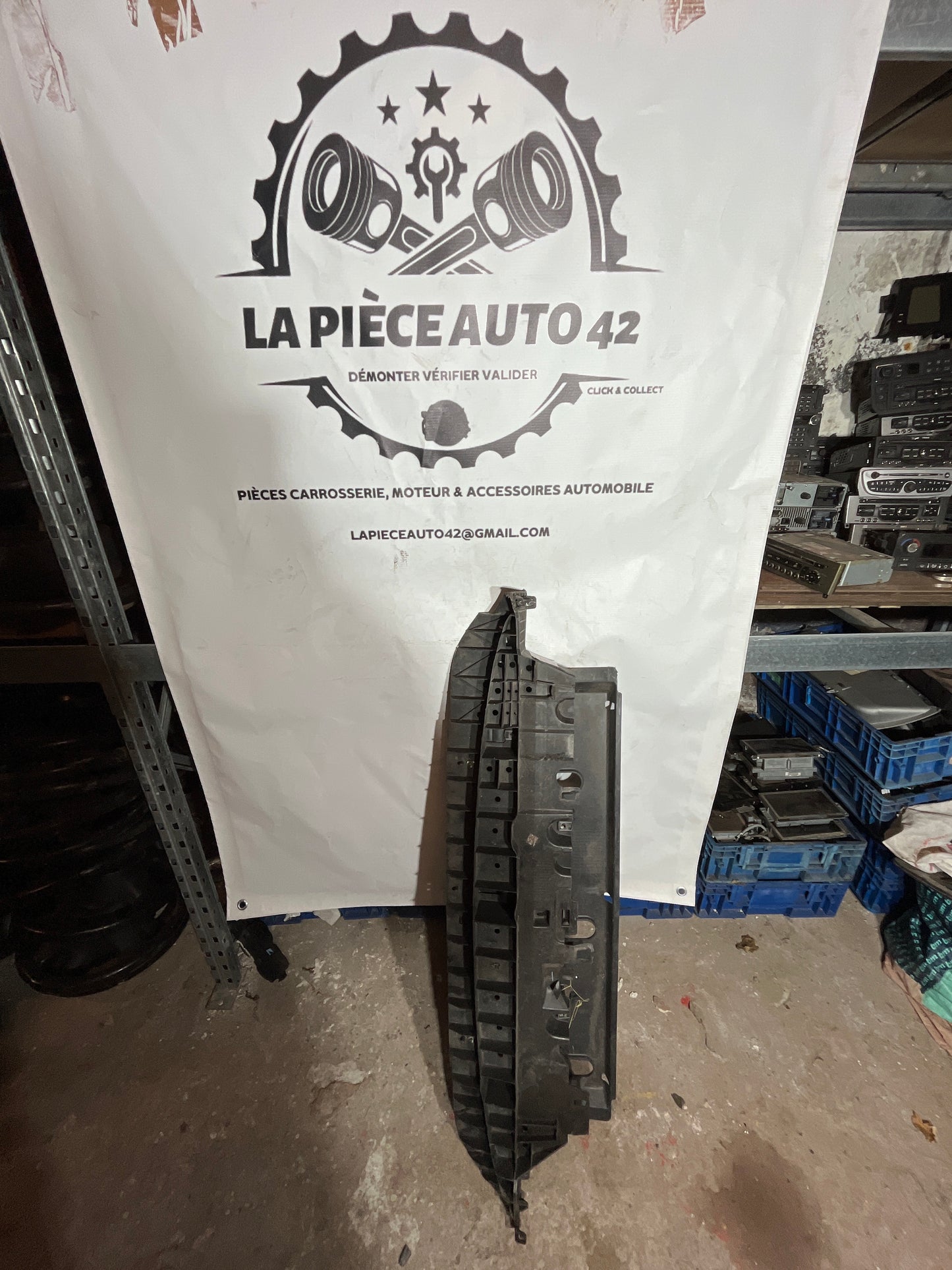 Renfort inférieur Peugeot 208 1