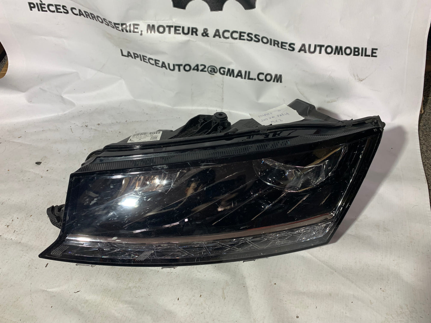 Phare avant gauche Skoda Fabia MK3 (6V)