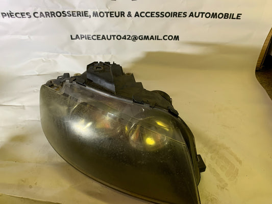 Phare avant droit Audi A3 (8P) phase 1