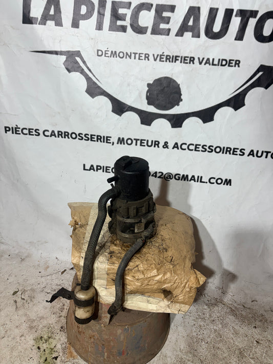Pompe de direction assistée Peugeot 106