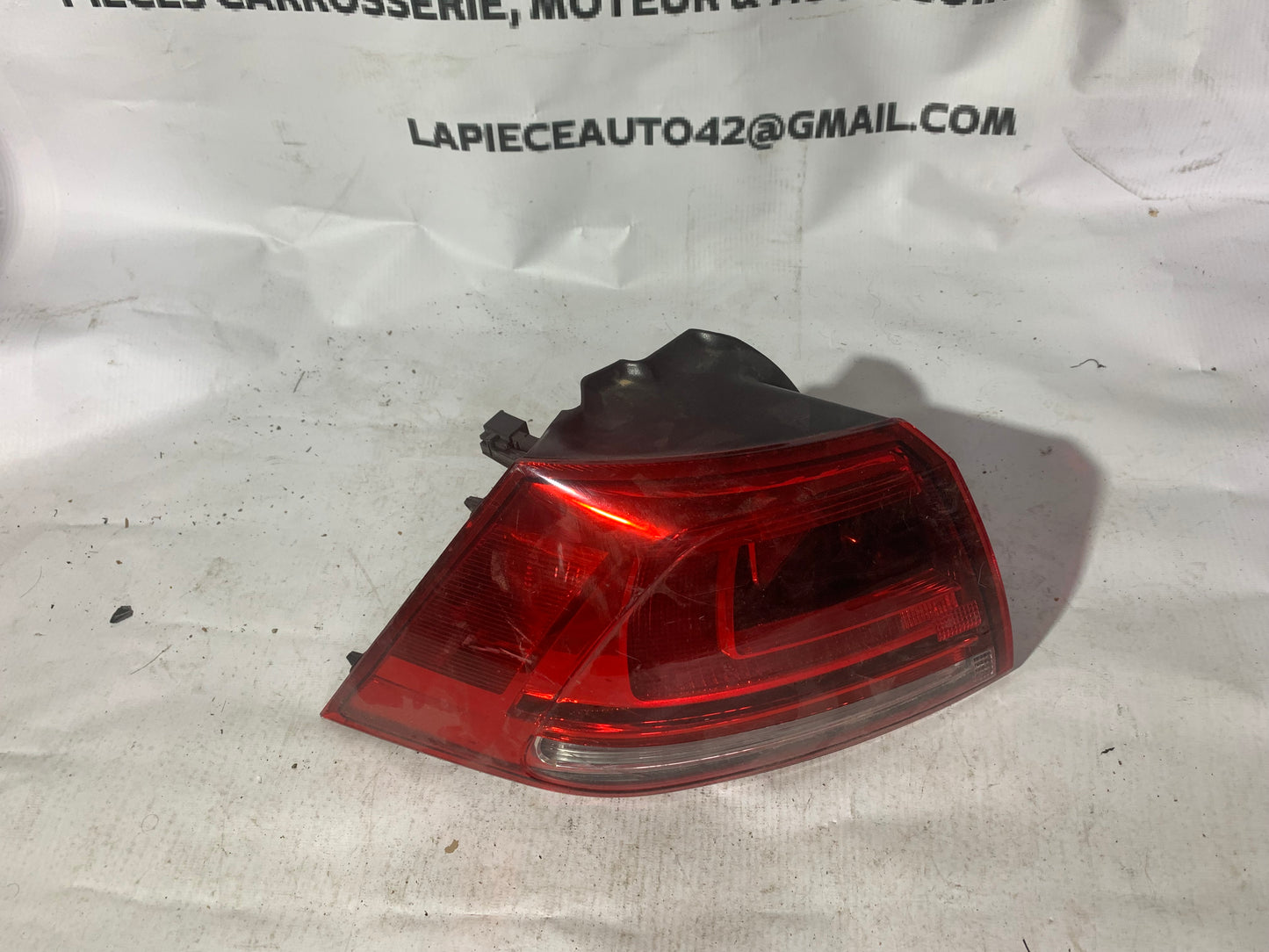 Feu arrière gauche extérieur Volkswagen Golf 7 phase 1