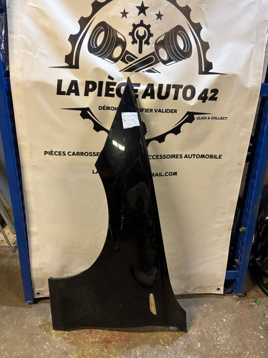 Aile gauche BMW série 1 E87 noir