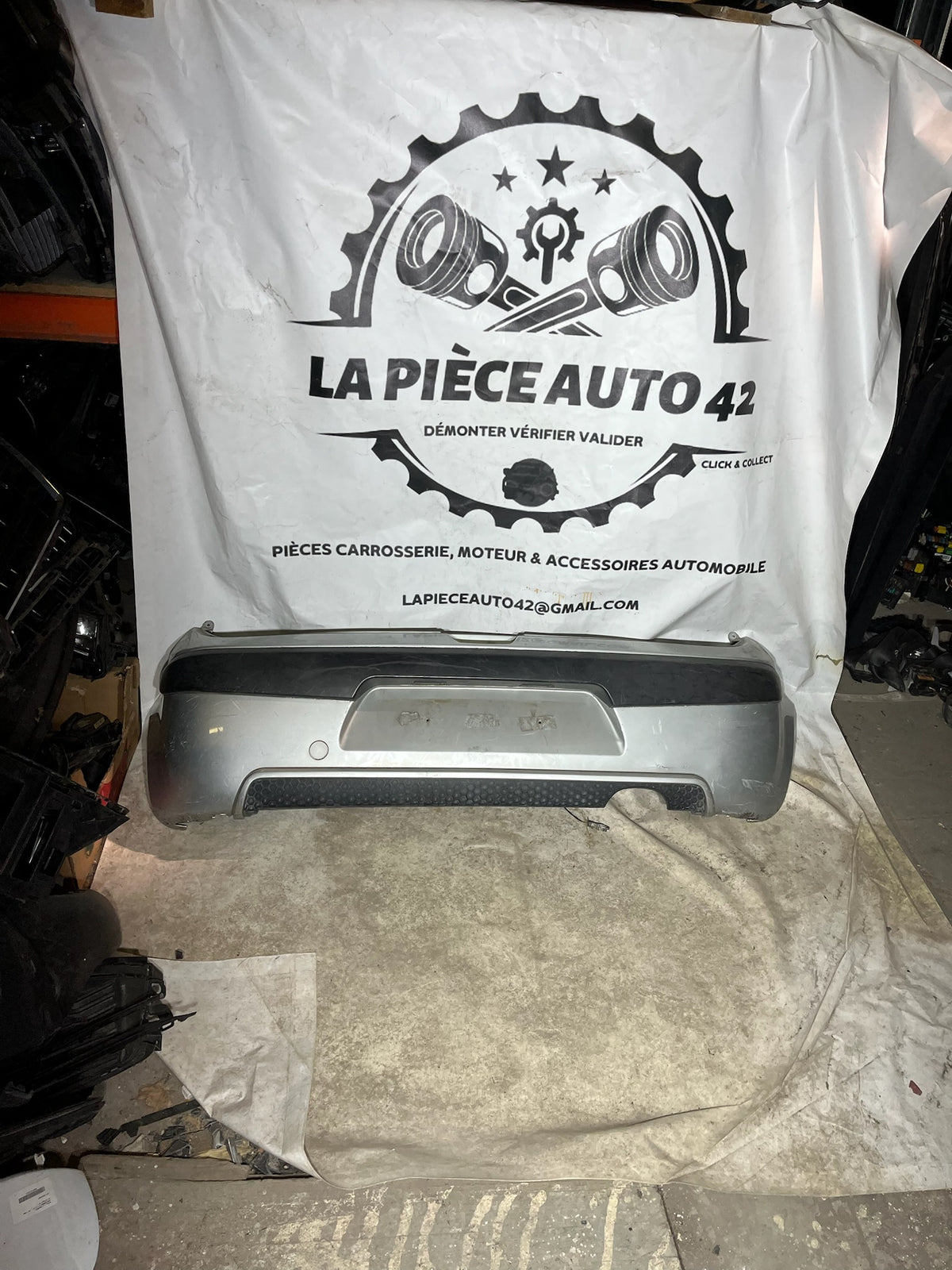 Pare choc arrière Peugeot 1007 gris