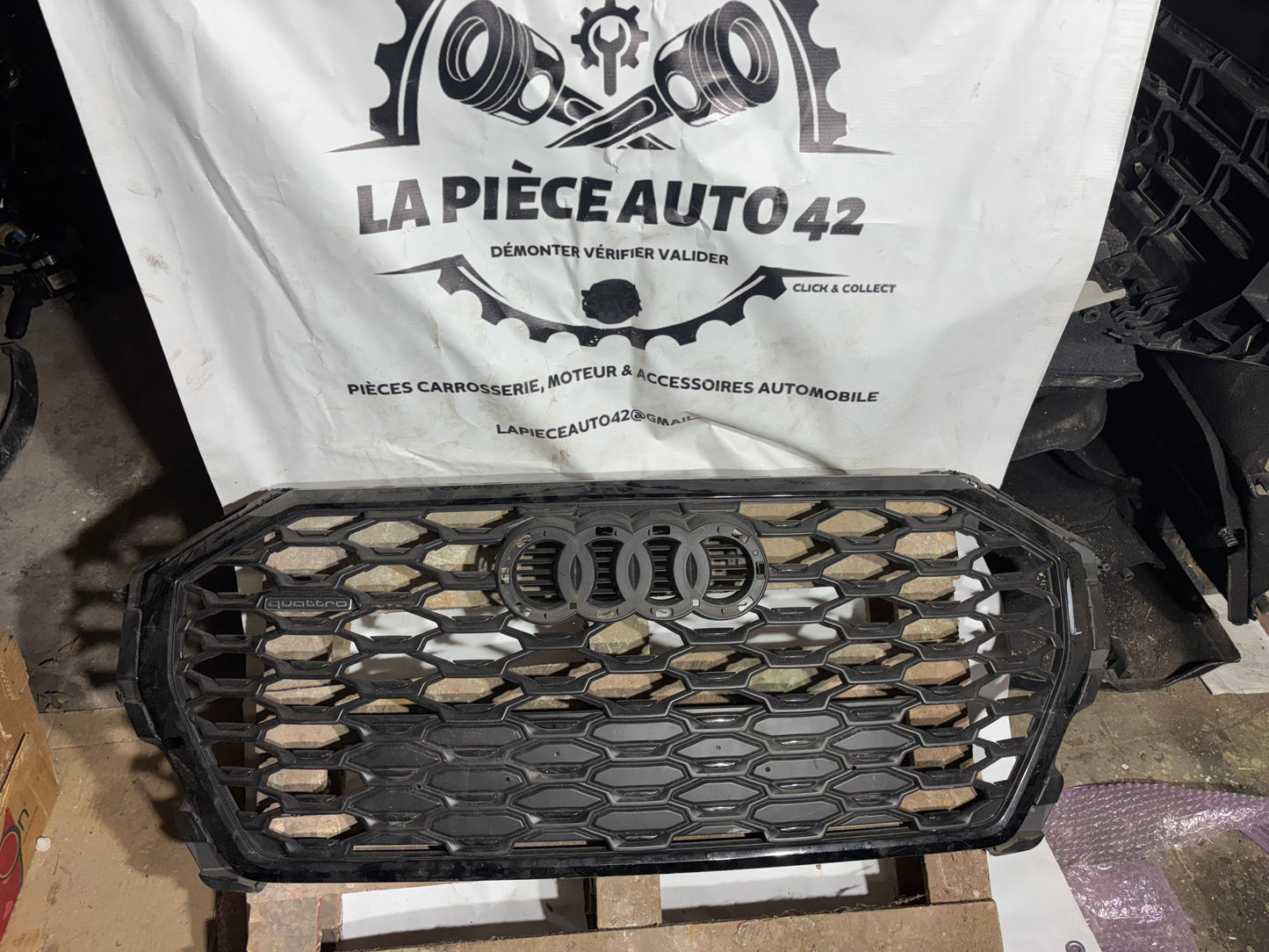 Calandre Audi Q3 F3/ 83F853651