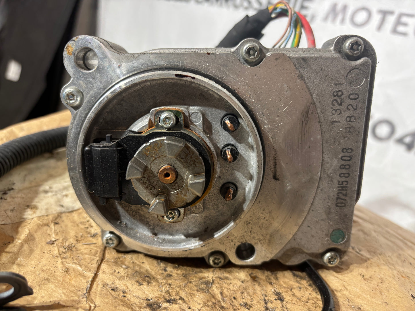 Direction assistée électrique Peugeot 208 1 6700003929A