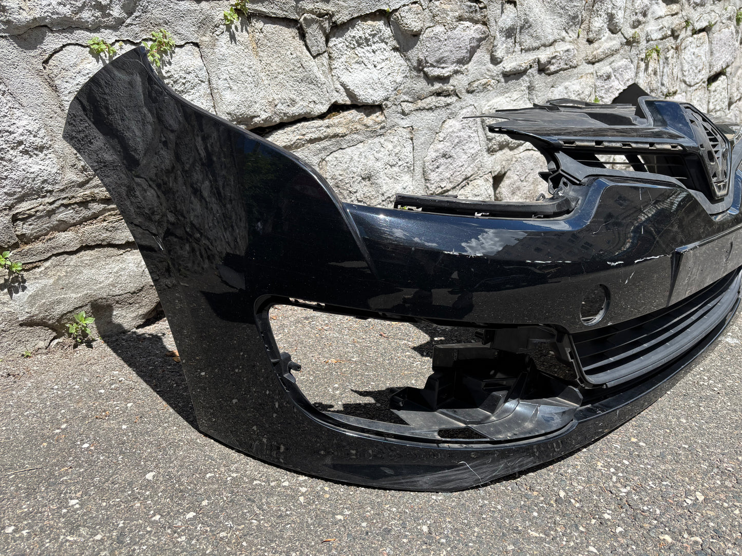 Pare choc avant Renault Megane 3 noir