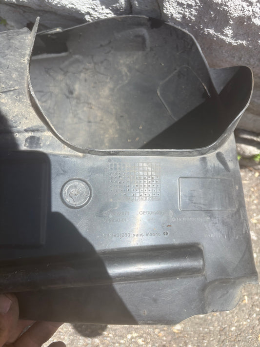 Pare boue avant droit Citroën C3
