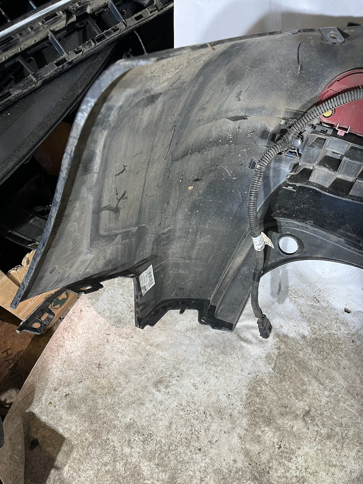 Pare choc arrière Peugeot 5008 1 bleu