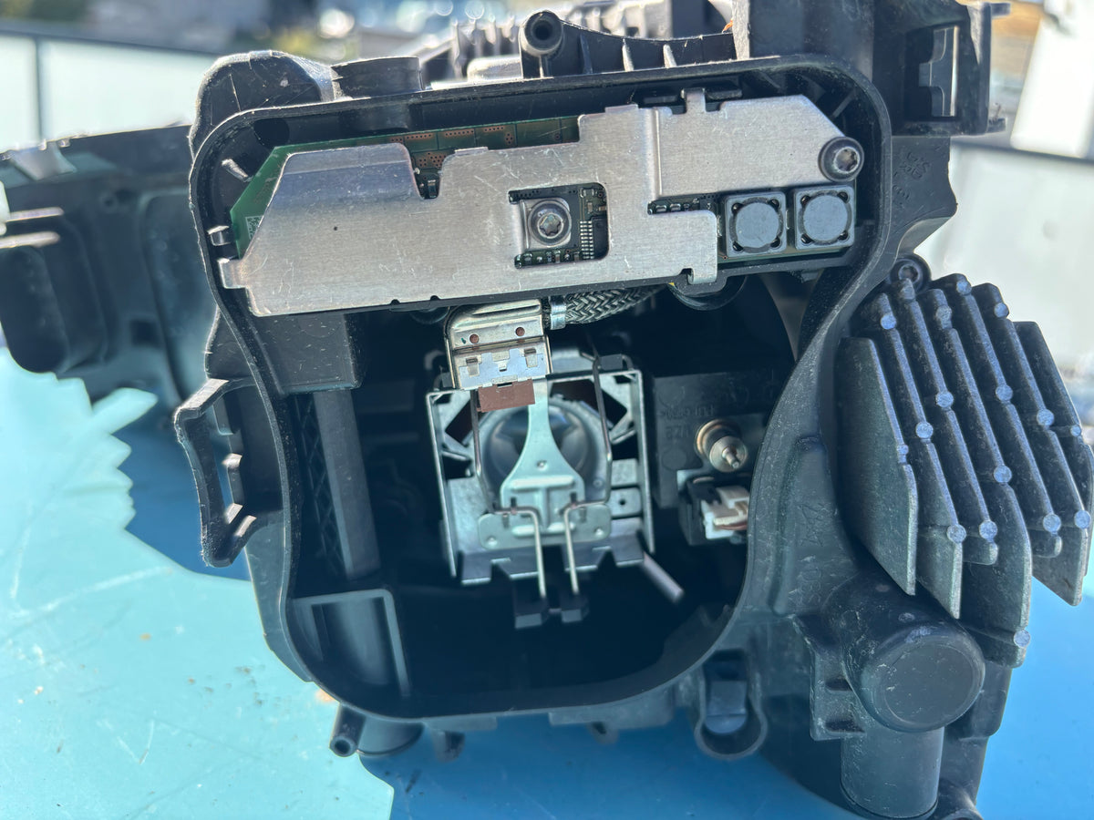 Phare avant gauche Audi A1 8X