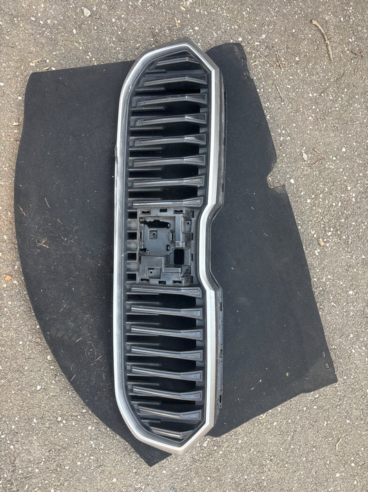 Calandre Skoda superb 3