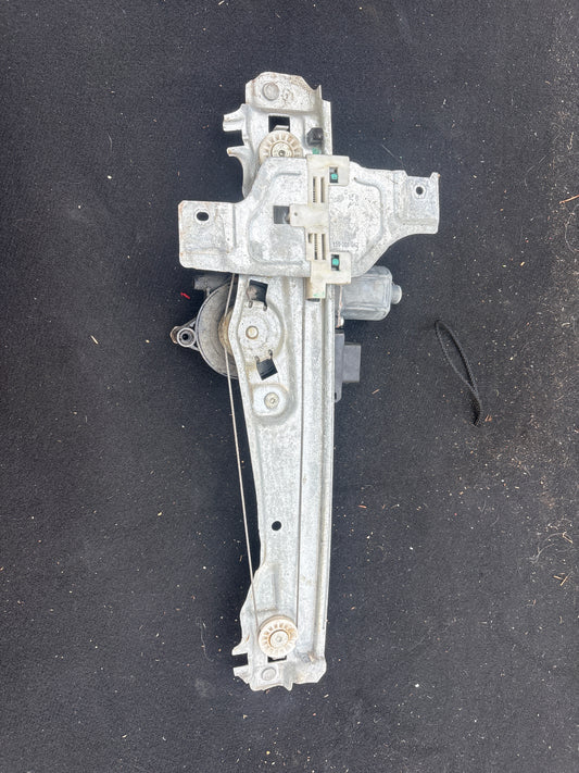 Lève vitre Arrière gauche 2008