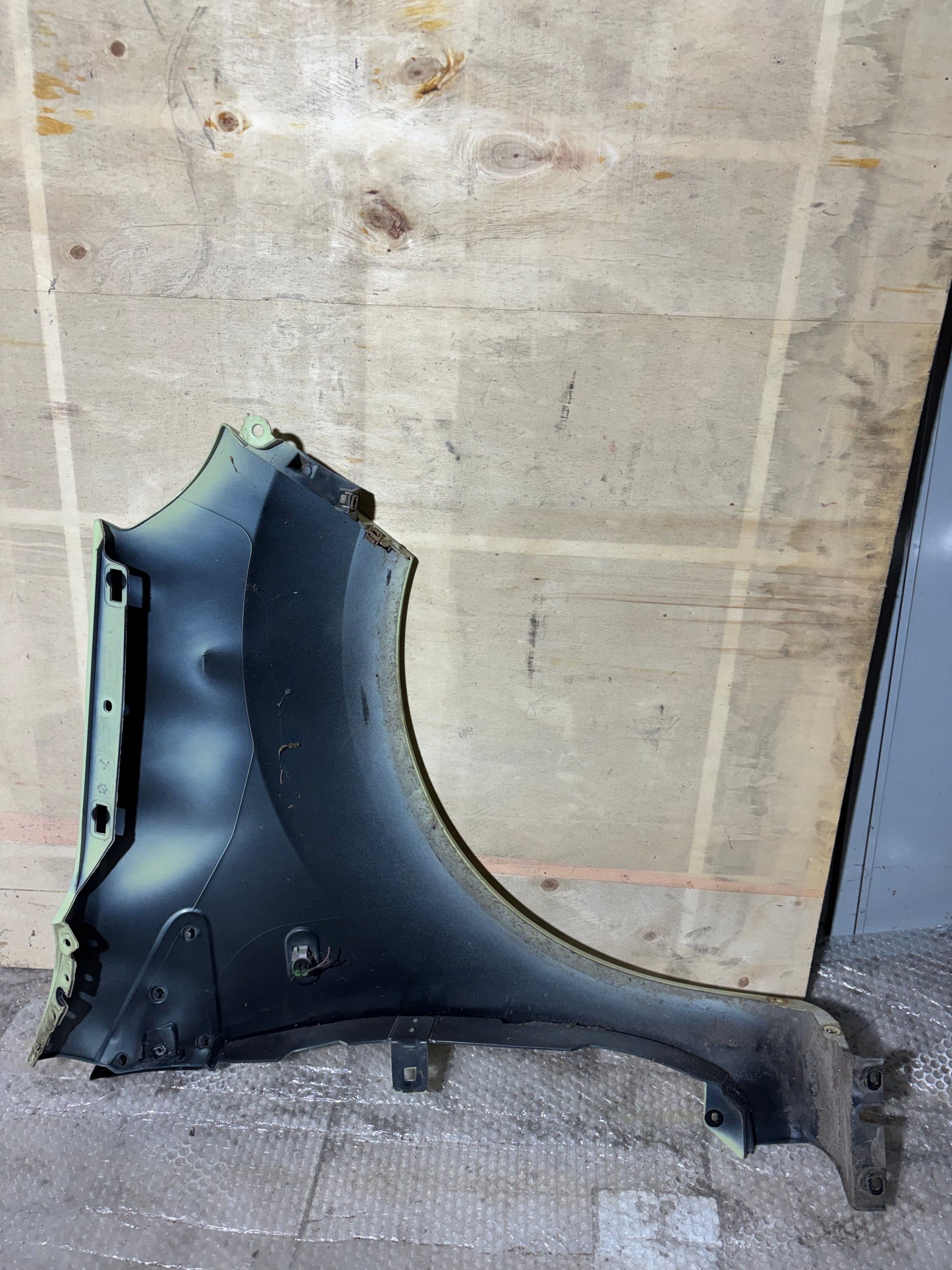 Aile avant gauche vert pastel Renault Twingo 3